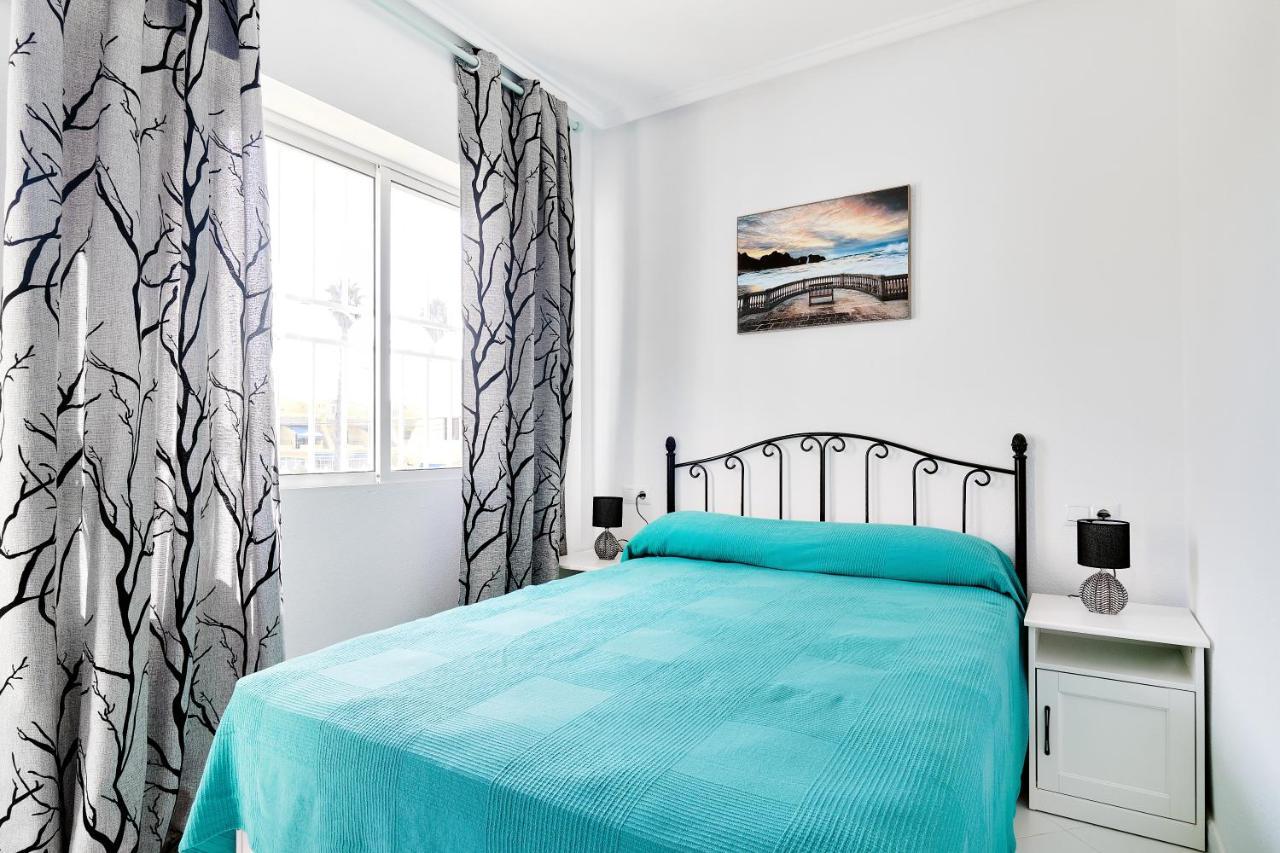 Apartamento Playa, Mar & Sol ตอร์เรเวียคา ภายนอก รูปภาพ
